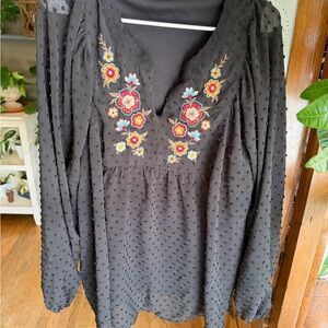 Chic Soul Black Blouse with Vibrant Floral Details